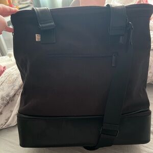 Beis Convertible mini weekender bag